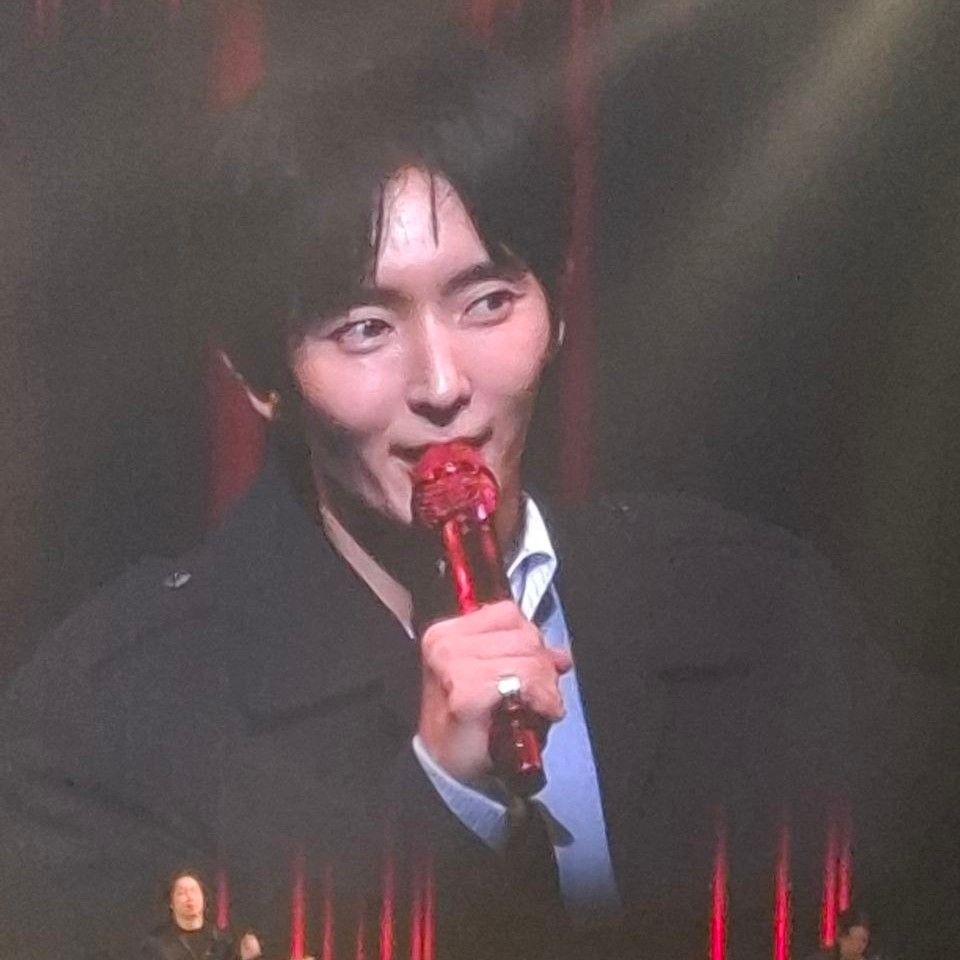 Recent activity shot of Lee Joongi