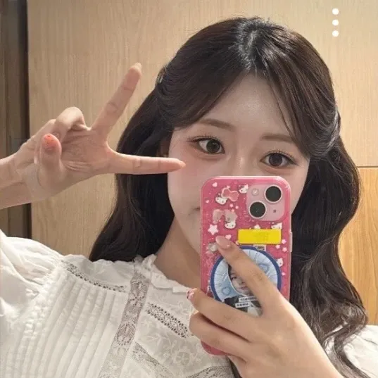Behind-the-scenes cut of Gil Ryeowon