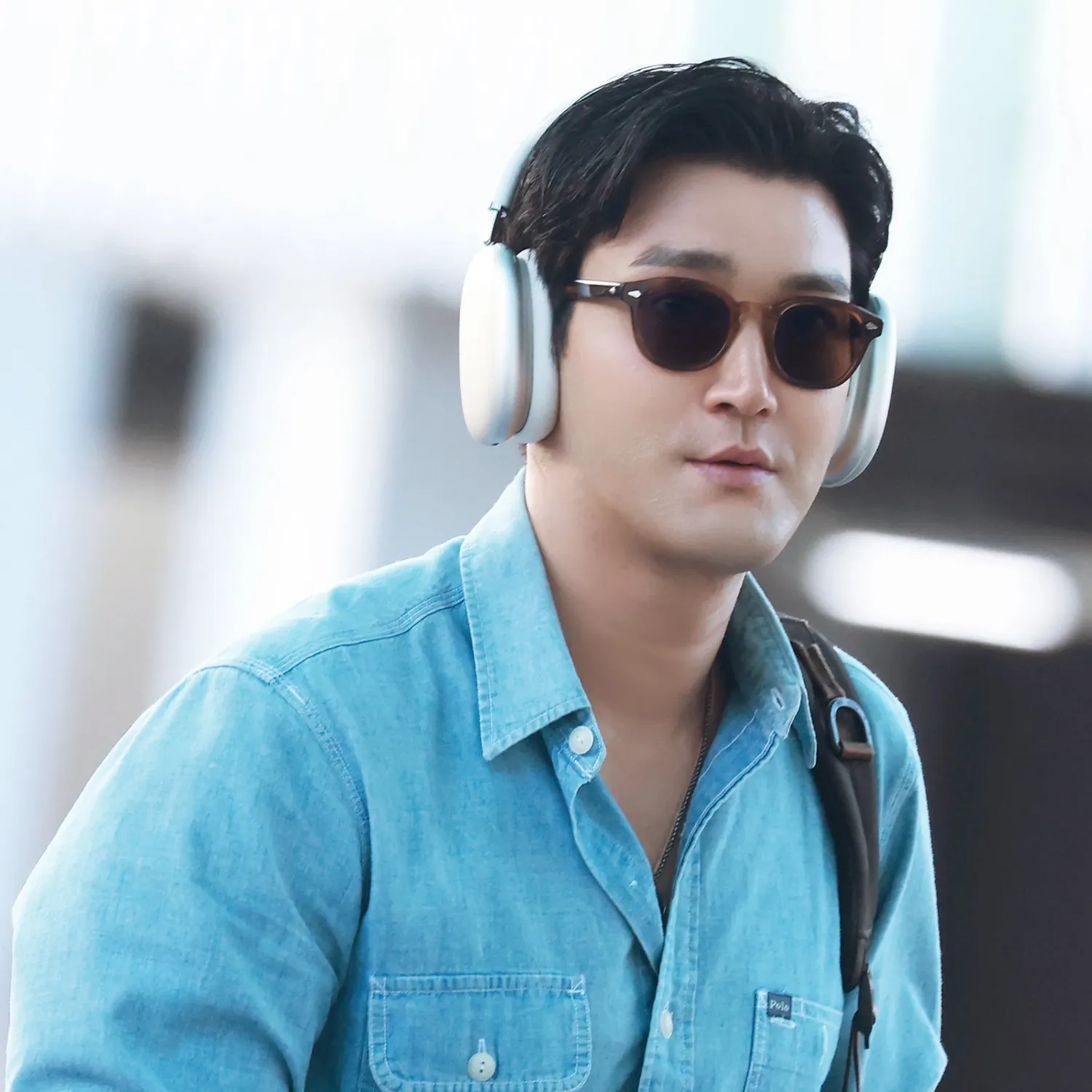 Behind-the-scenes cut of Choi Siwon