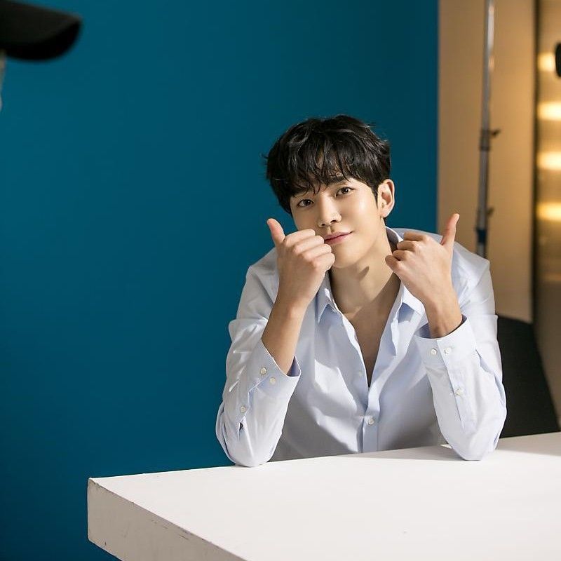 粉丝拍下的路云瞬间