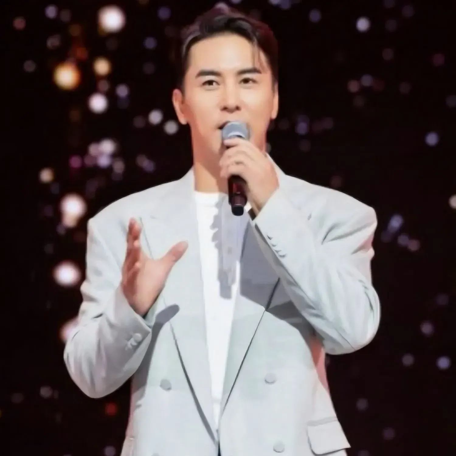 Behind-the-scenes cut of Jang Minho