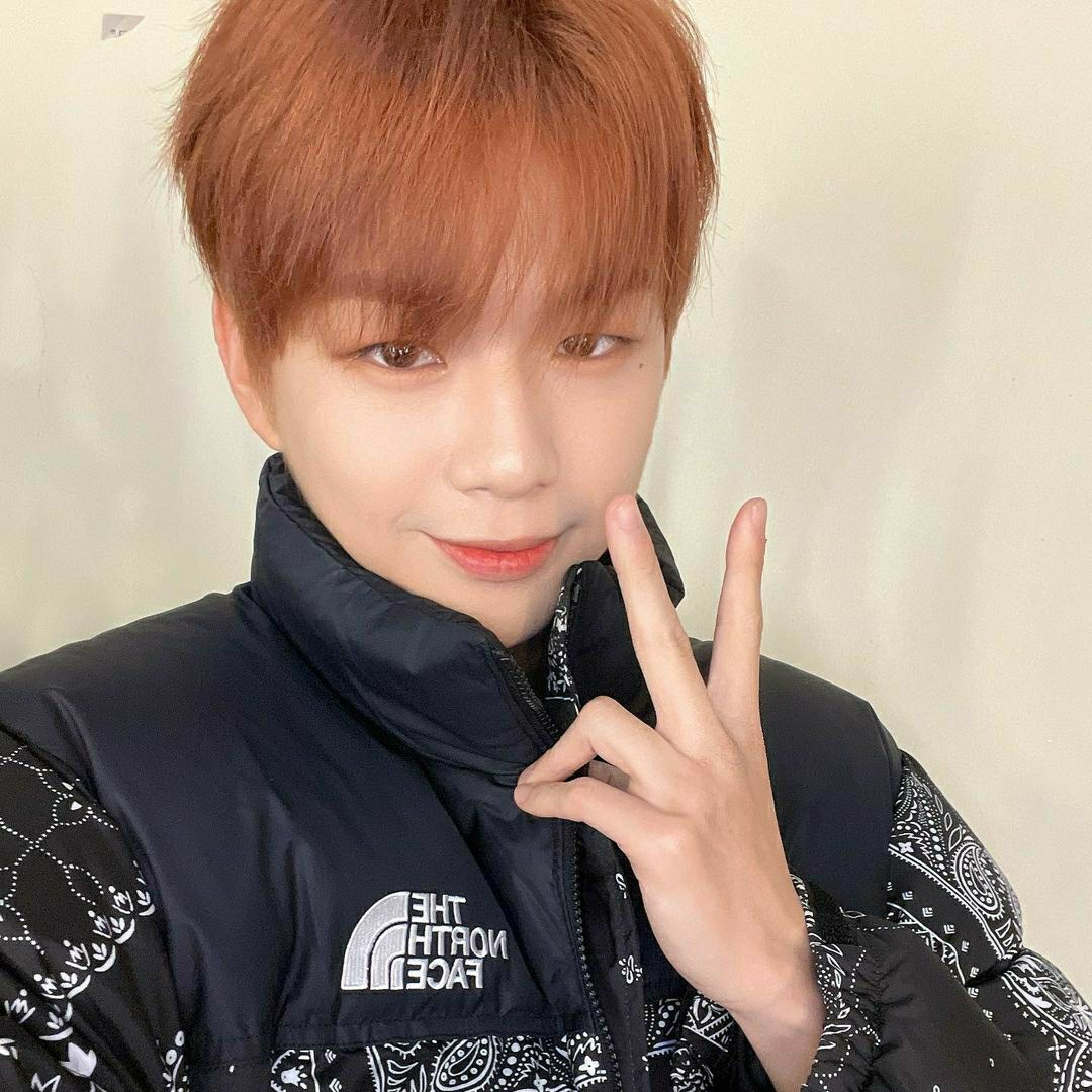 Behind-the-scenes cut of Secret Garden