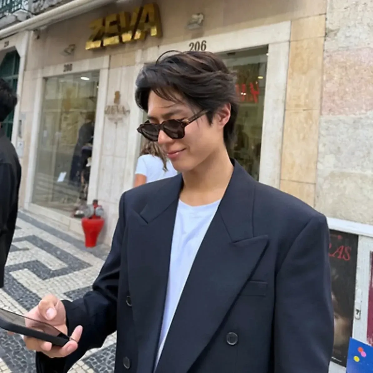 Recent activity shot of Park Bogum