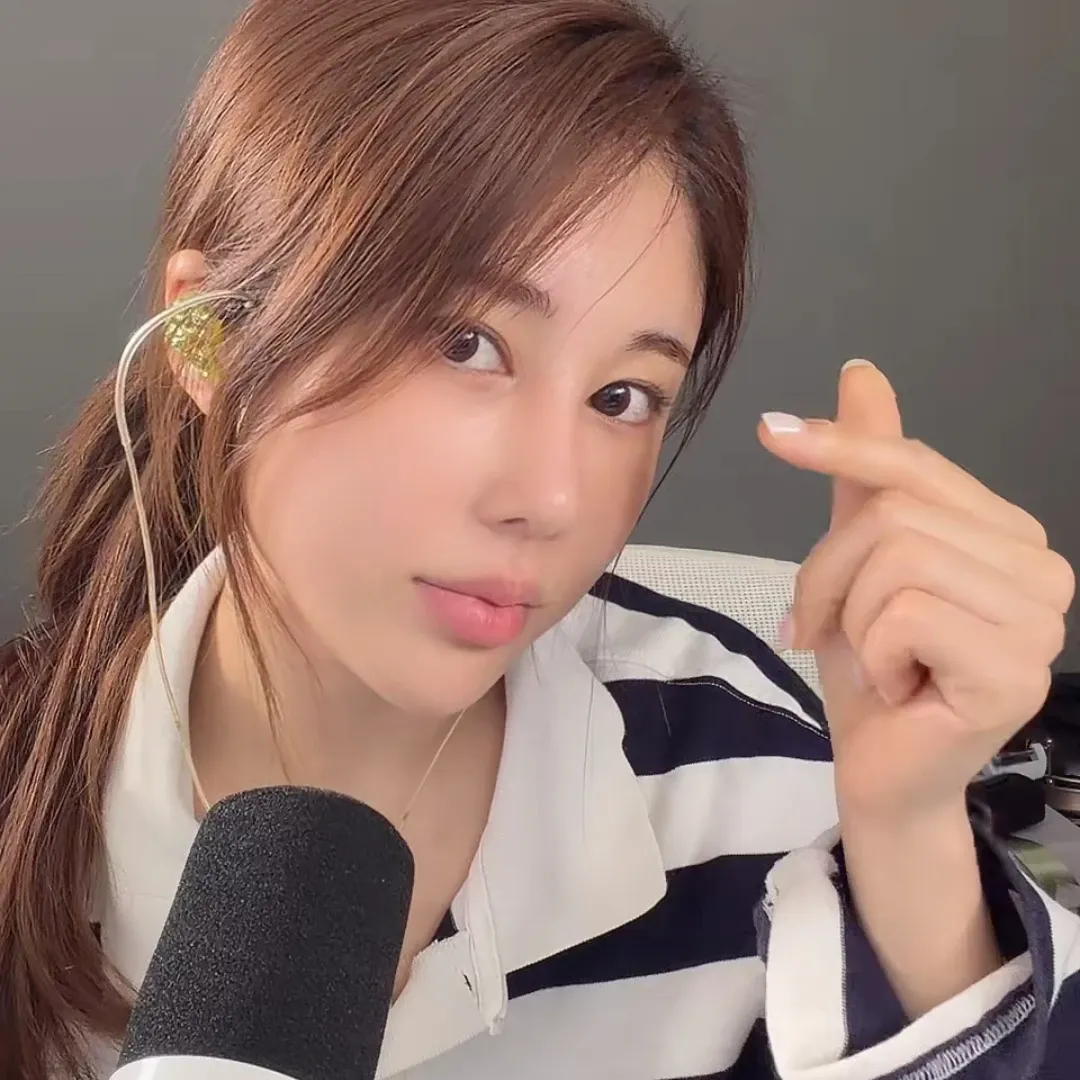 Foto terbaru dari Kim Soyou