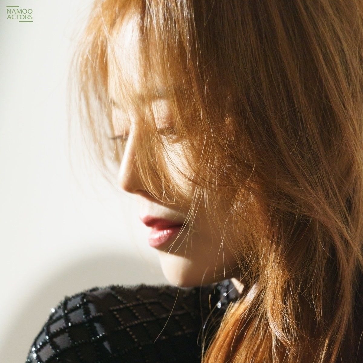 Behind-the-scenes cut of Moon Chaewon