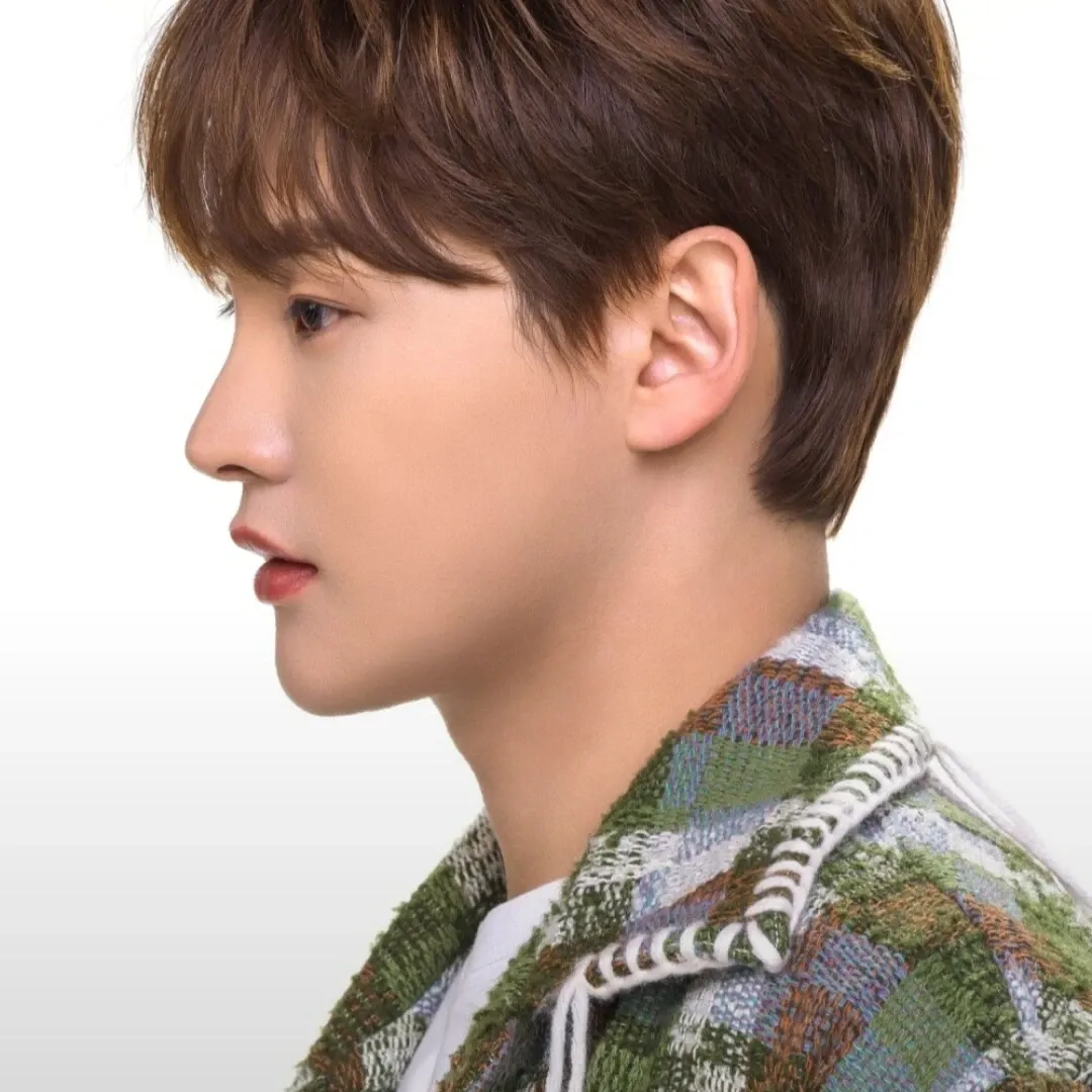 박서진의 비하인드 컷