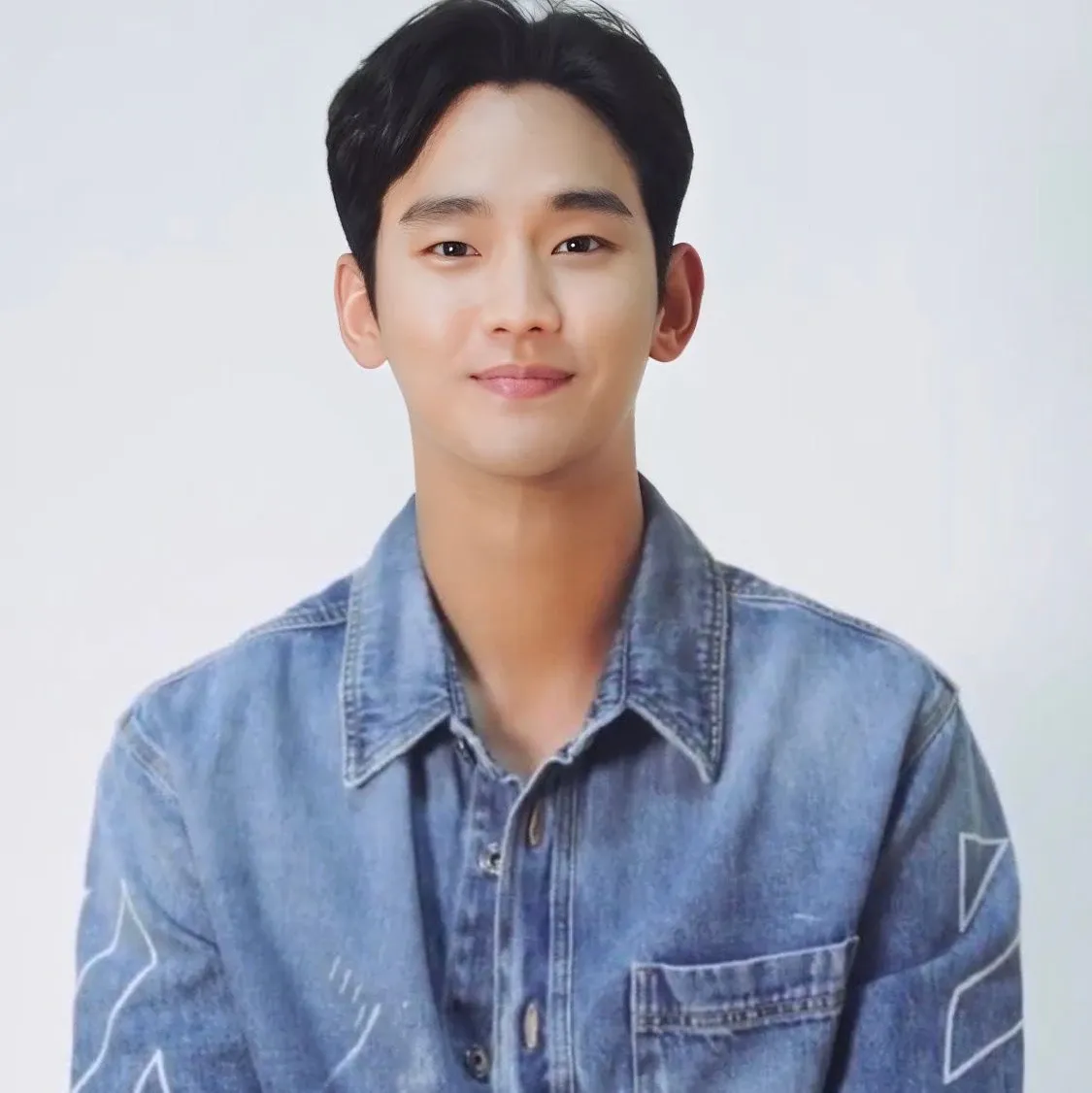 Behind-the-scenes cut of Kim Soohyun