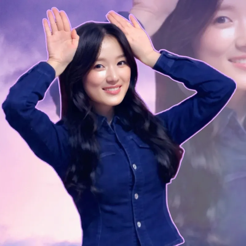 Behind-the-scenes cut of Kim Hyeyoon