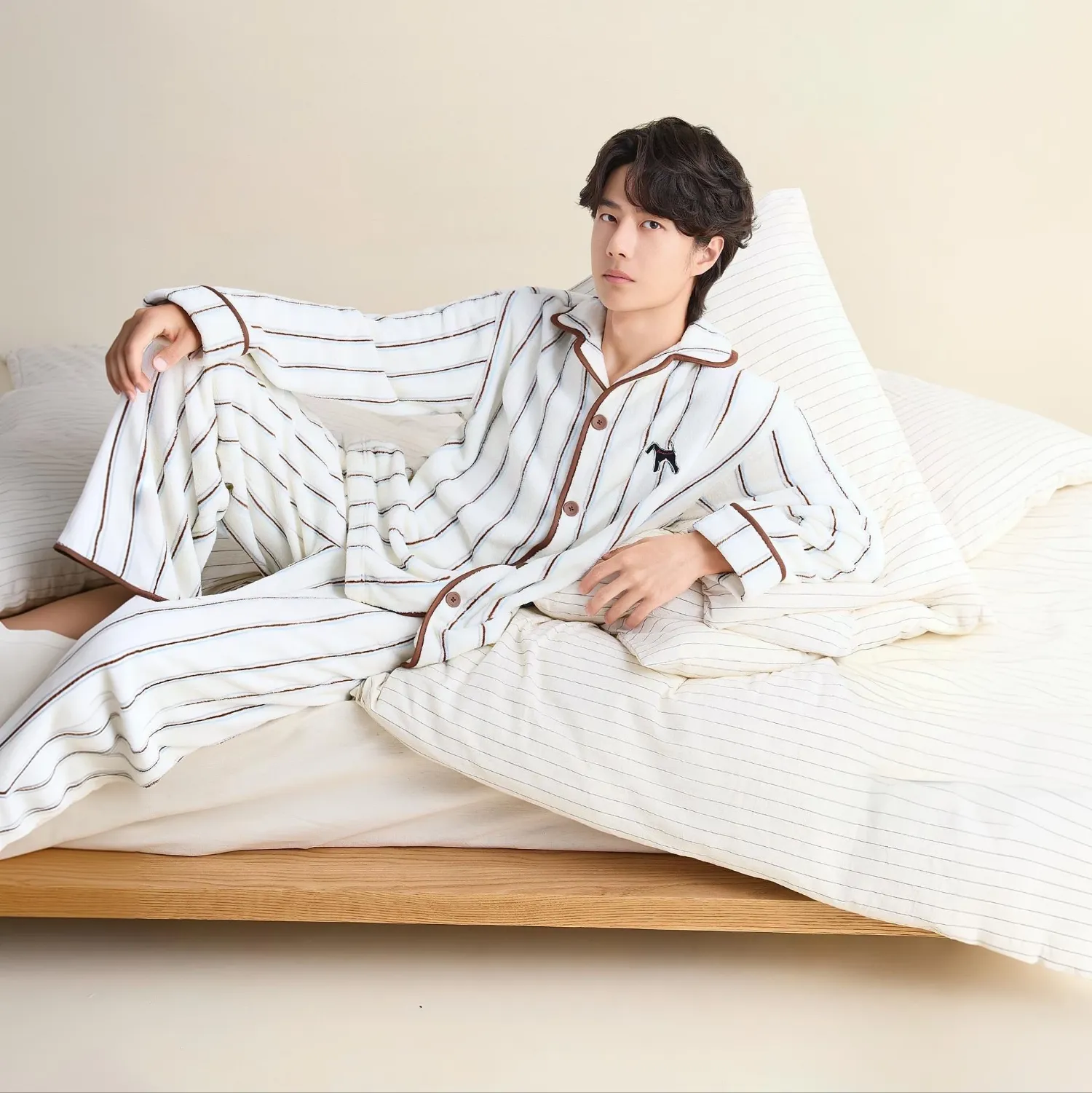 Recent activity shot of Wang Yibo