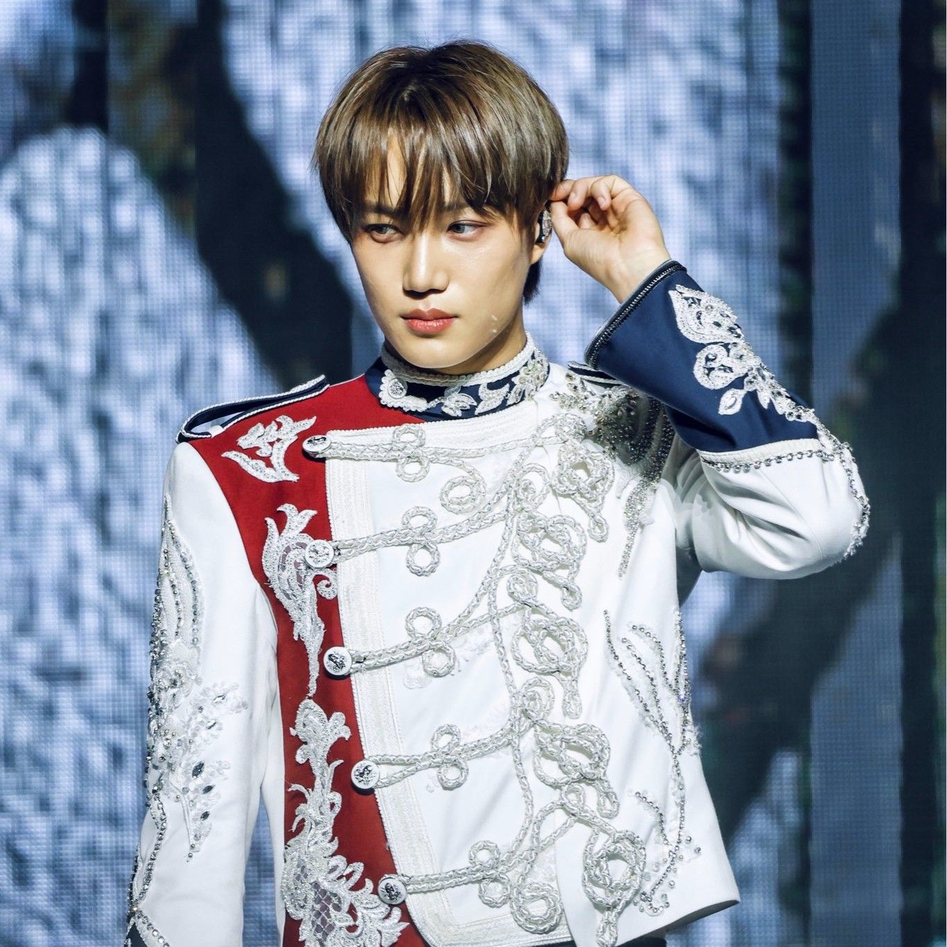 A moment captured by a fan of KAI