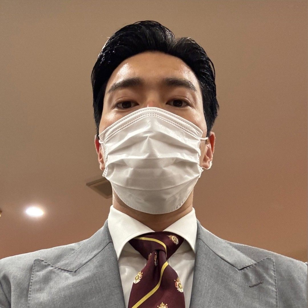 Recent activity shot of Choi Siwon