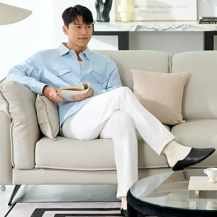 Foto kegiatan terbaru dari Hyun Bin
