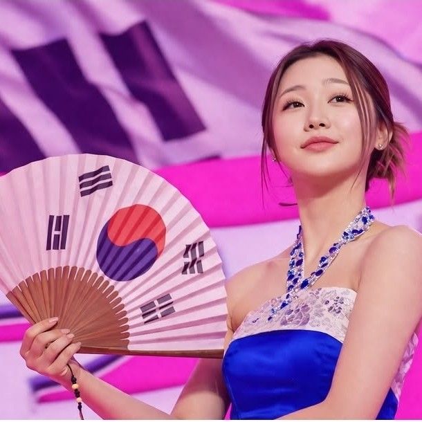 홍지윤 최근 활동샷