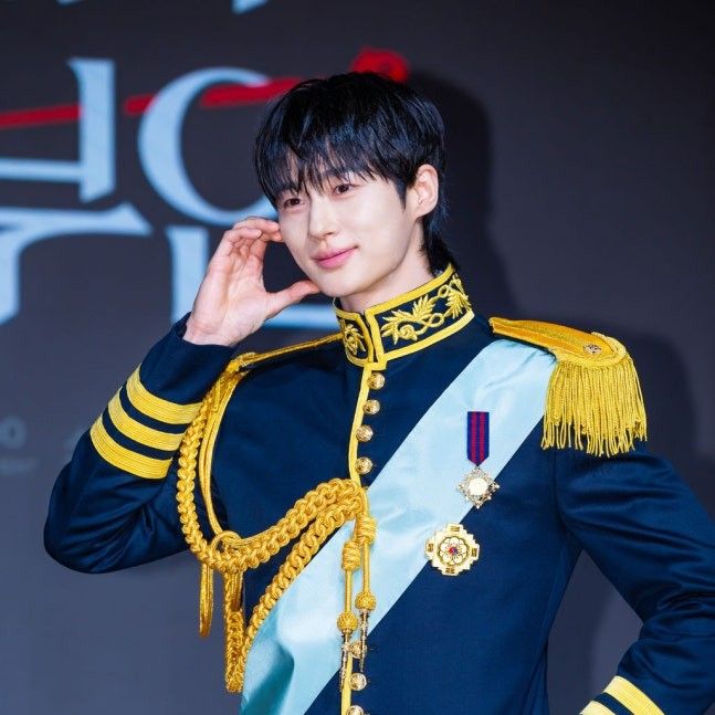 Recent activity shot of Byeon Wooseok