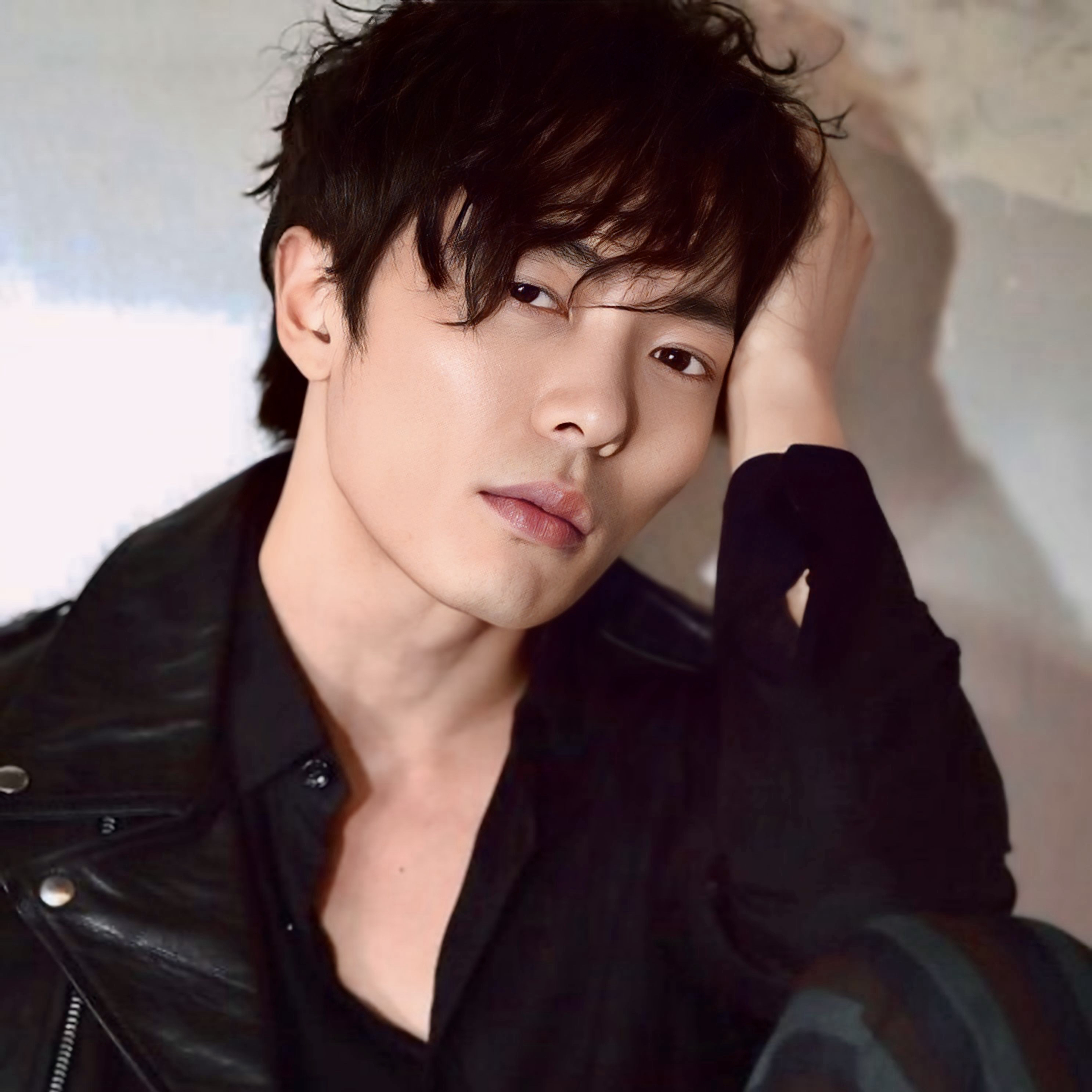 金材昱的最新照片