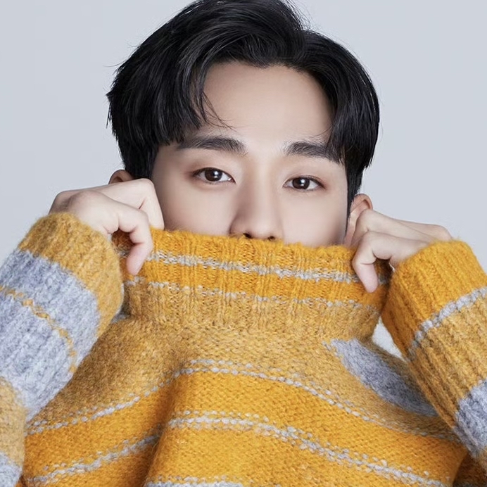 Recent activity shot of Kim Soohyun