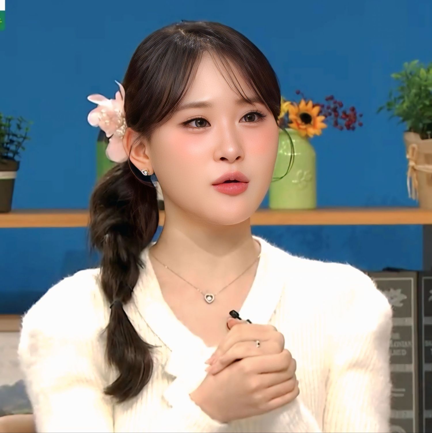 Cuplikan di balik layar dari Kim Dahyun