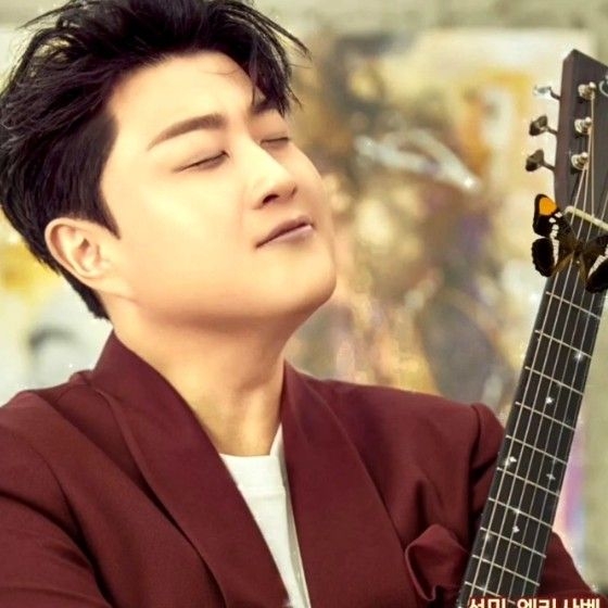 Foto terbaru dari Kim Hojoong