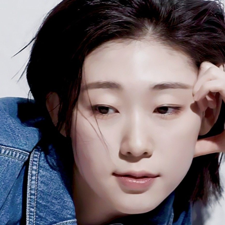 Latest photo of Han Yeji