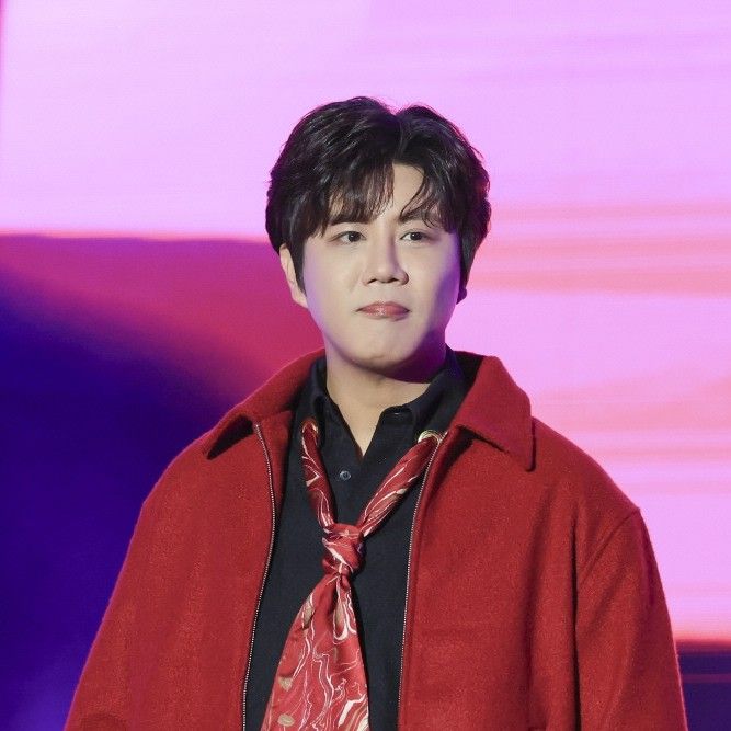 Latest photo of Jin Haesung