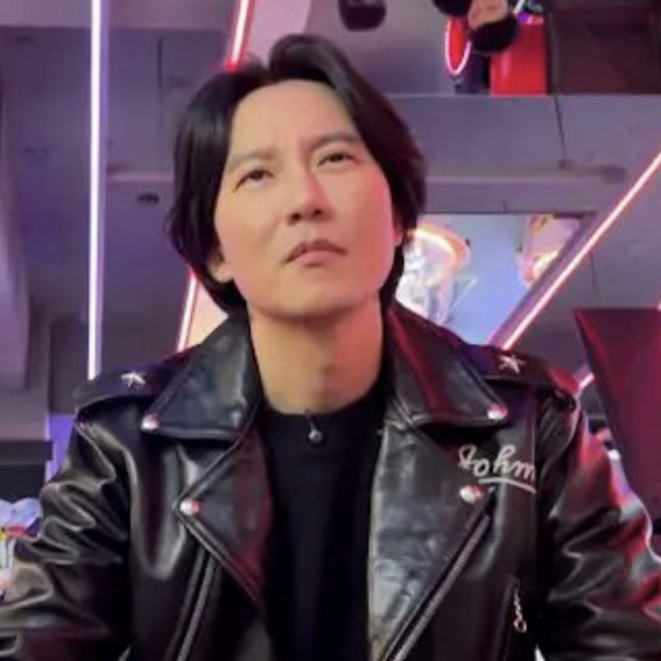 Behind-the-scenes cut of Kim Namgil