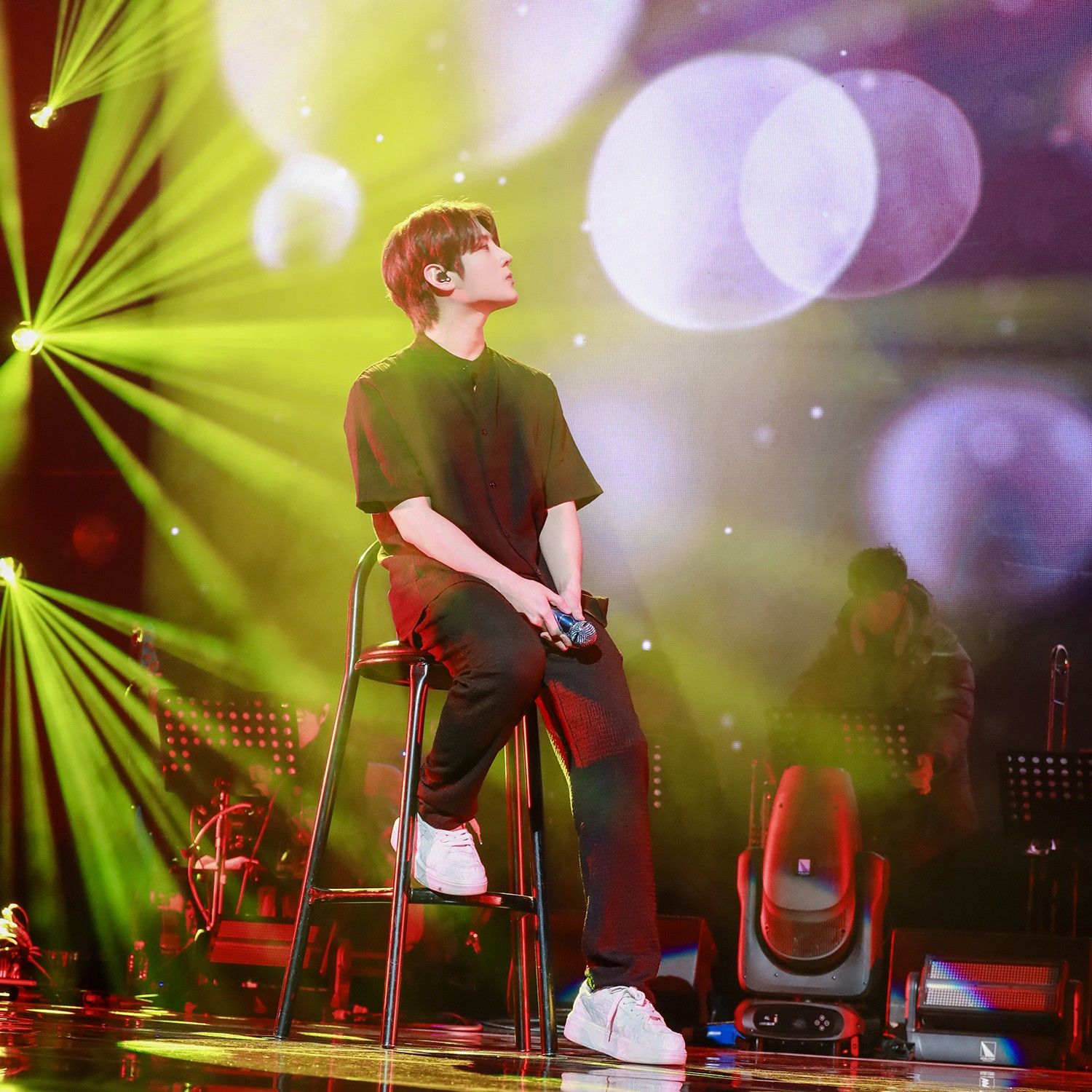 金俊賢的最新照片