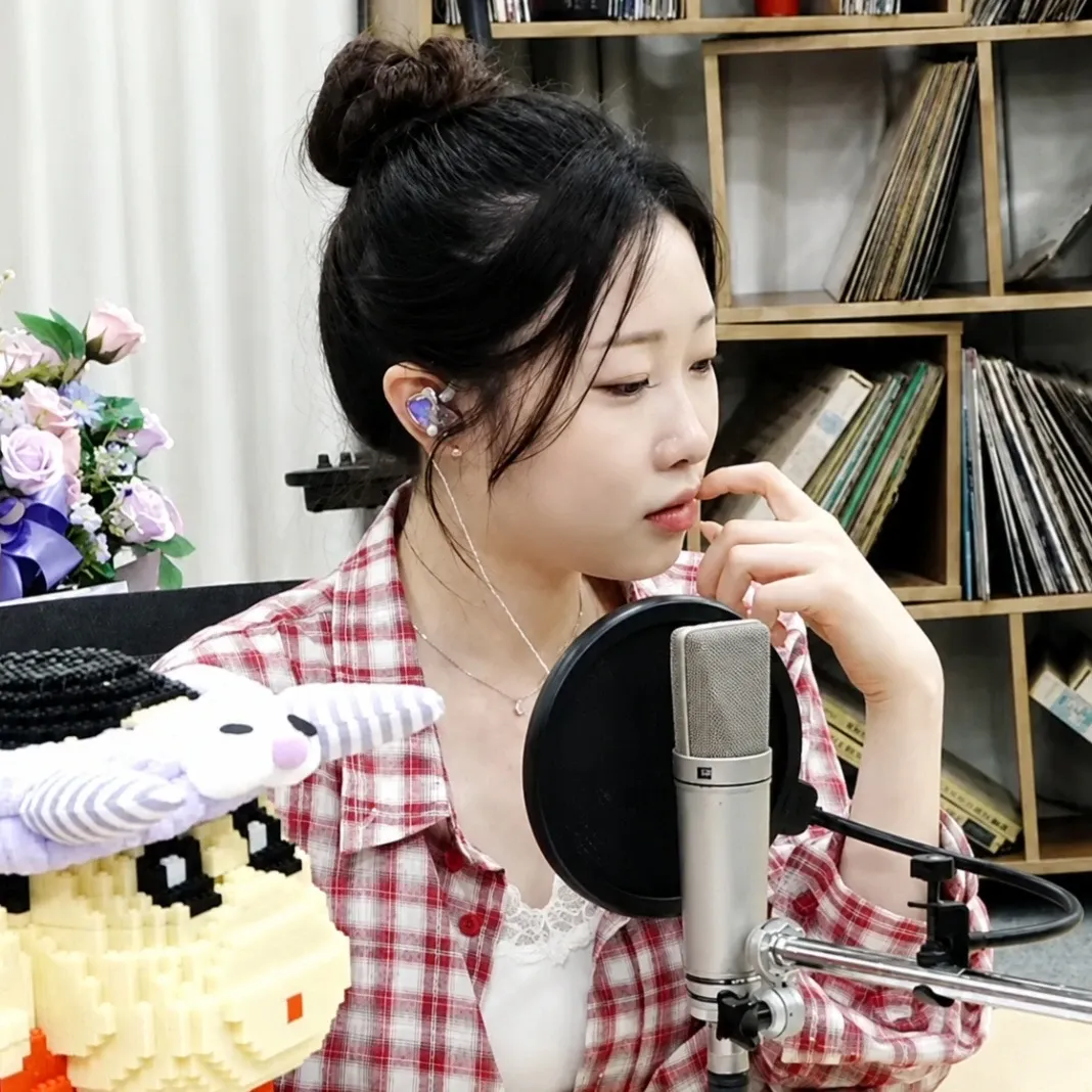 Recent activity shot of Jung Seojoo
