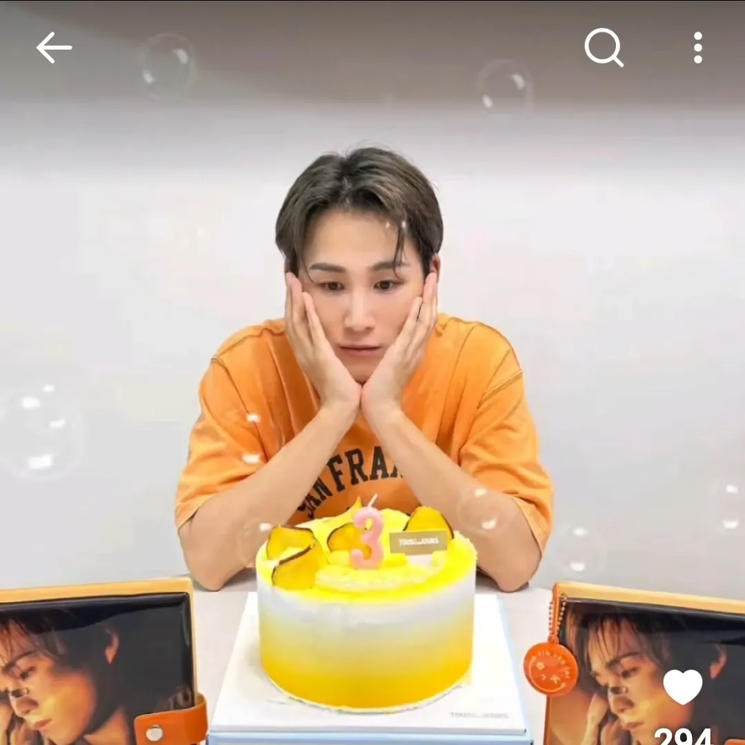 김희재의 비하인드 컷