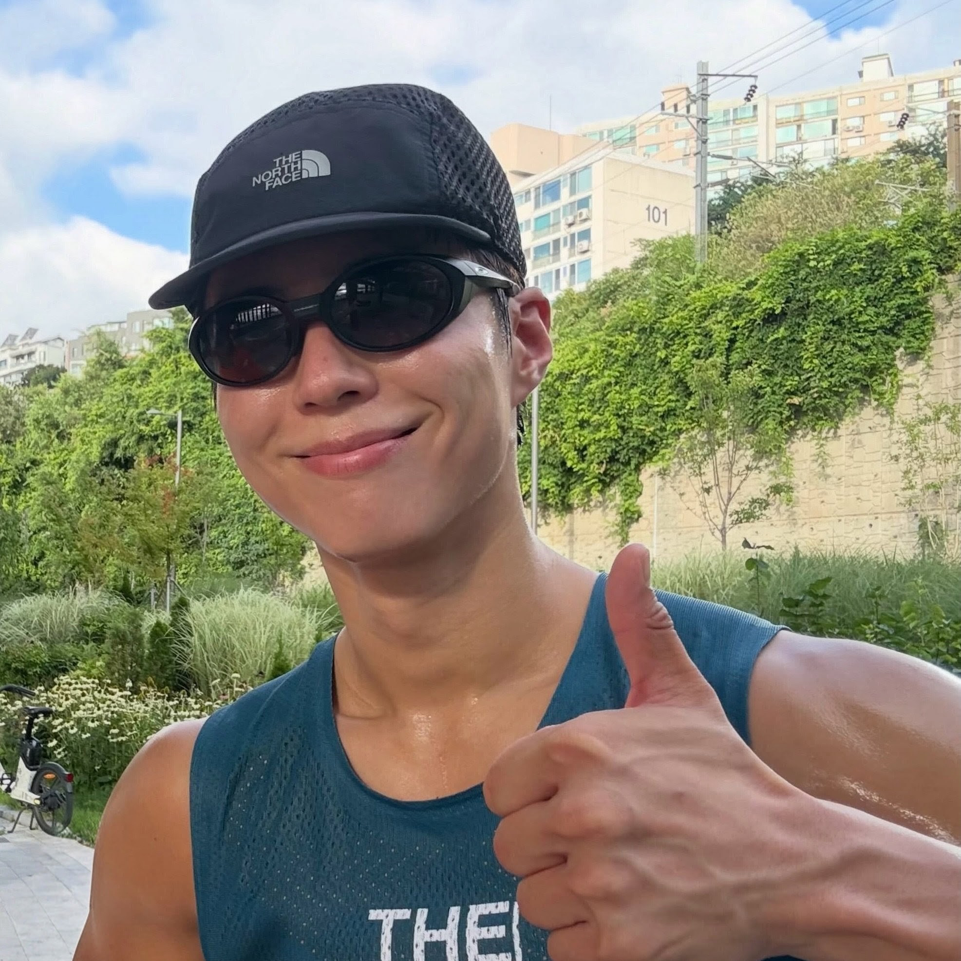 A moment captured by a fan of Park Bogum