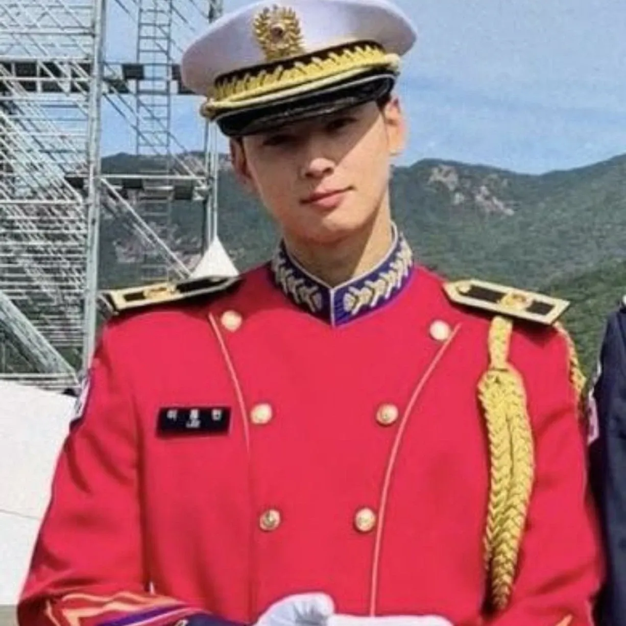 Recent activity shot of Cha Eunwoo