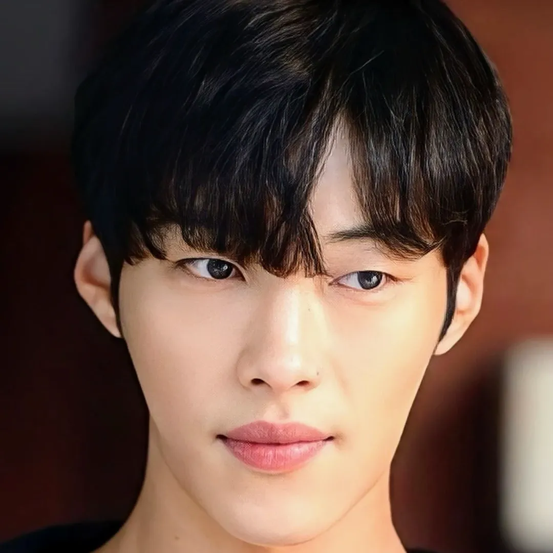 A moment captured by a fan of Woo Dohwan