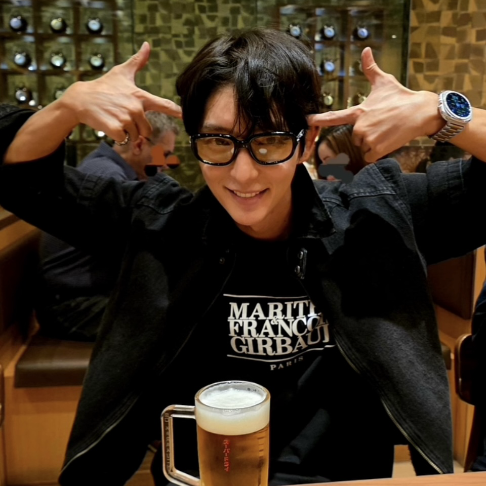 Recent activity shot of Lee Joongi