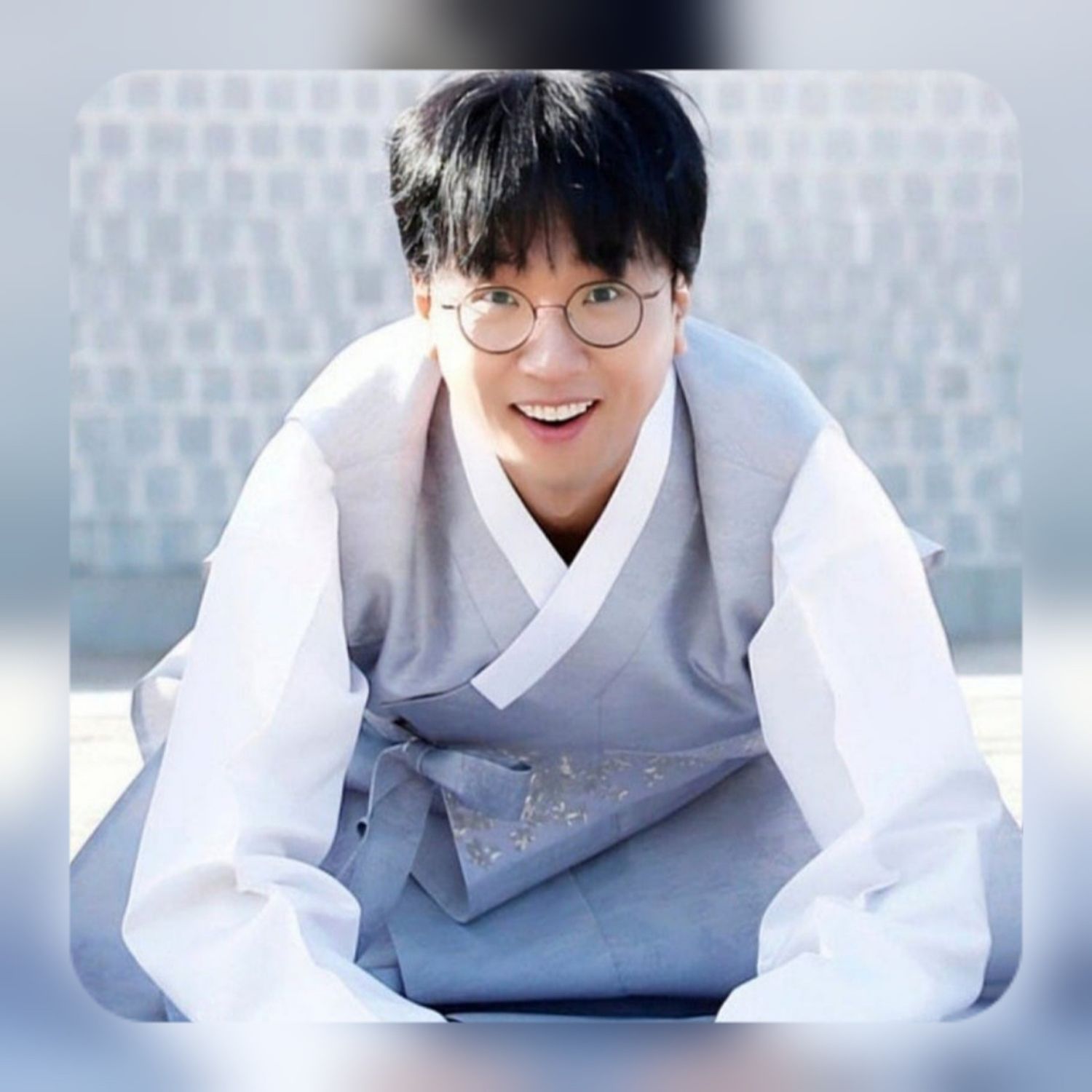 Behind-the-scenes cut of Bak Changgeun