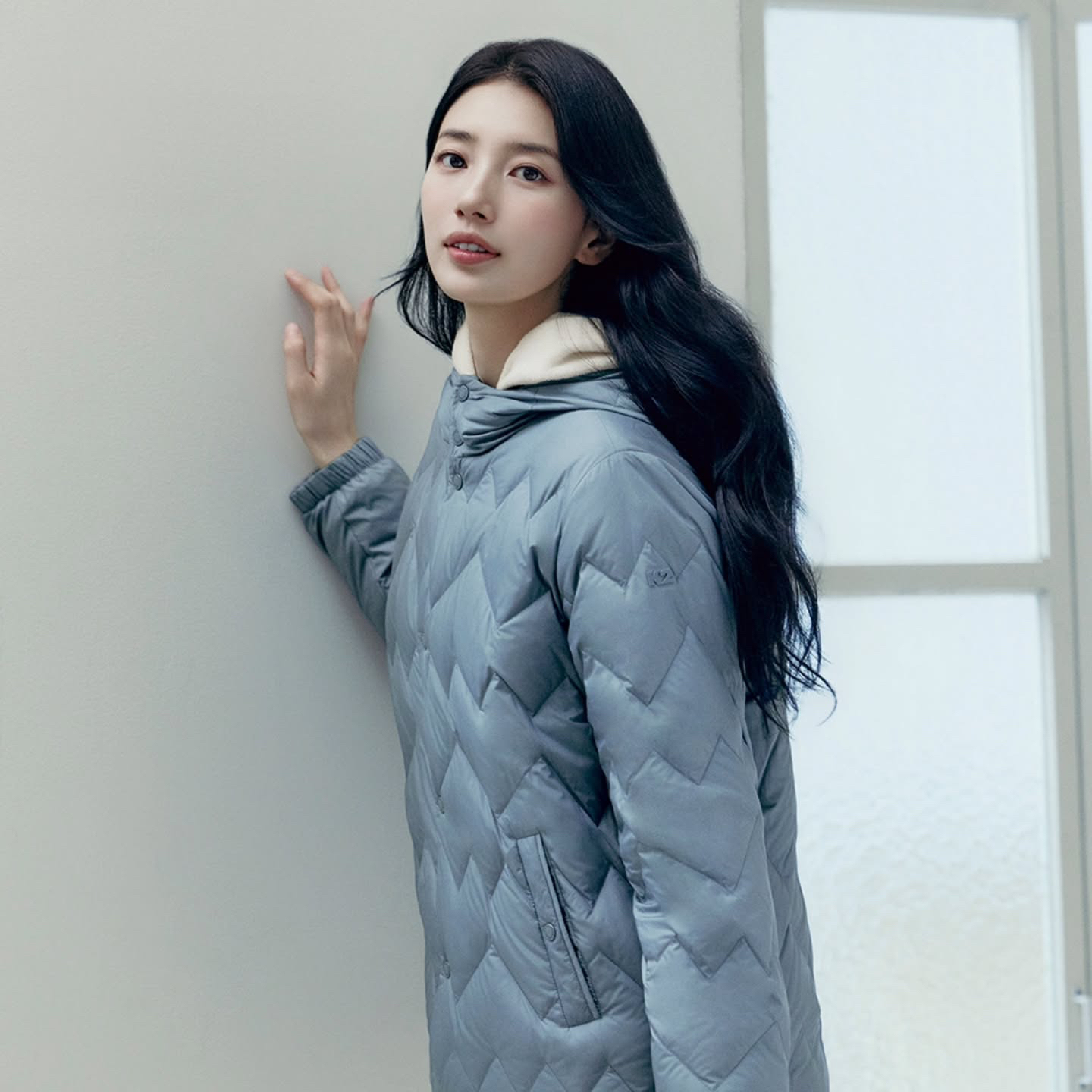 Latest photo of Bae Suzy