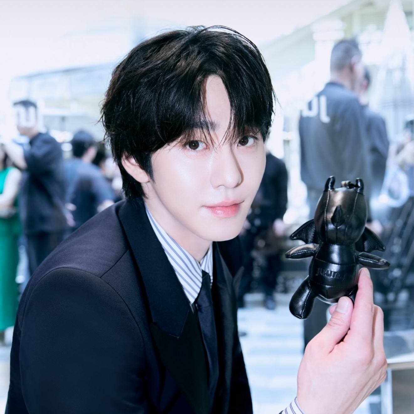 Behind-the-scenes cut of Ahn Hyoseop
