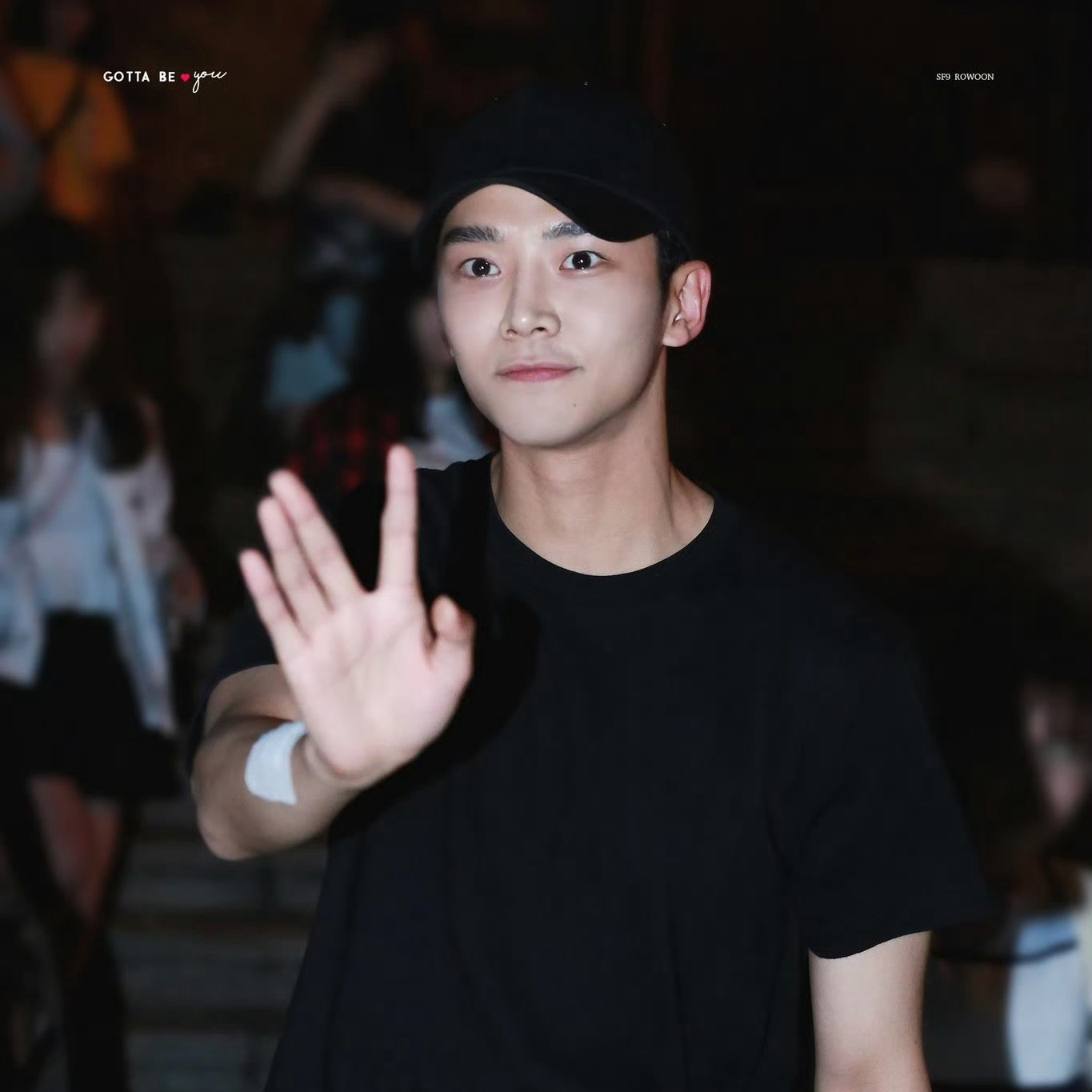 Foto kegiatan terbaru dari Rowoon