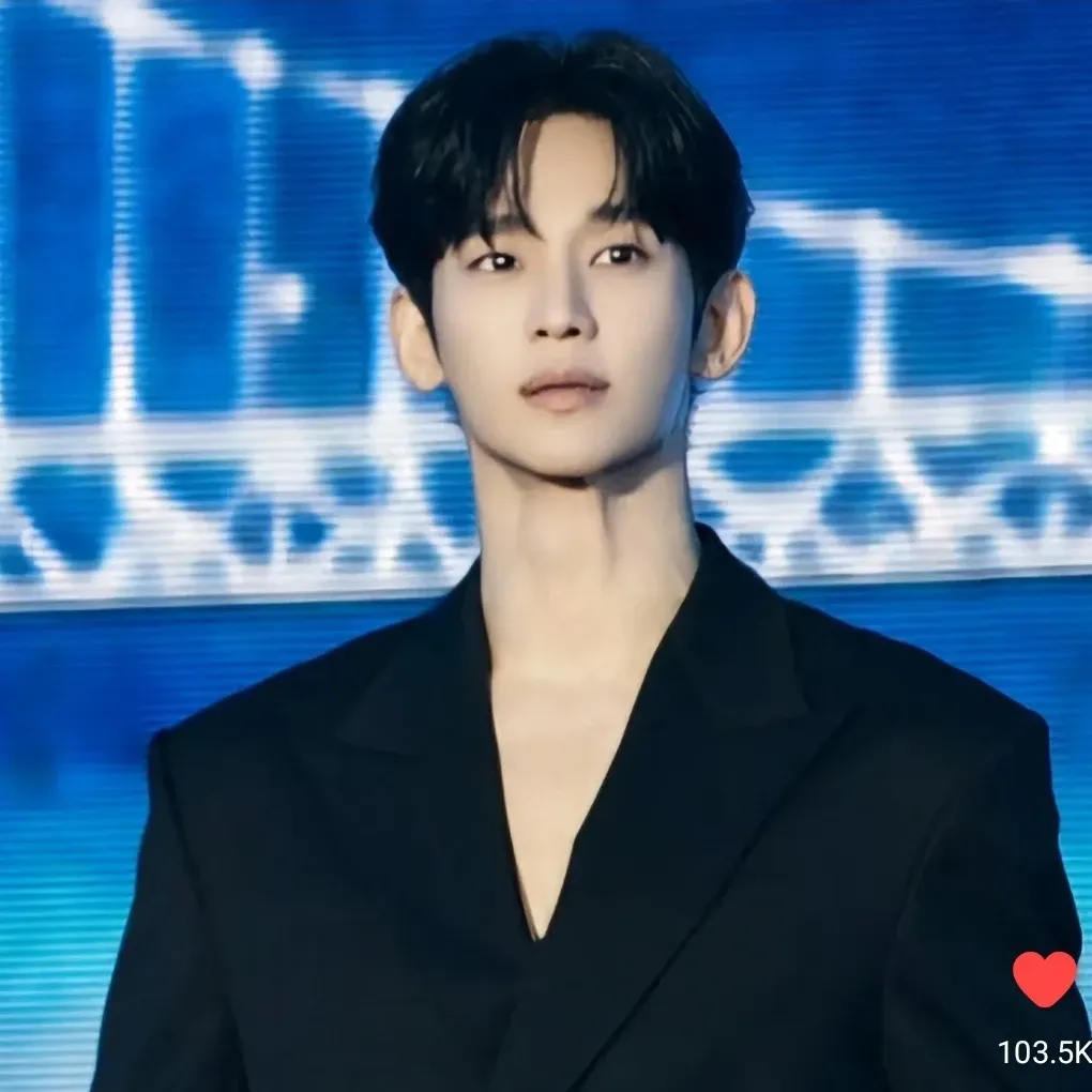 Recent activity shot of Kim Soohyun