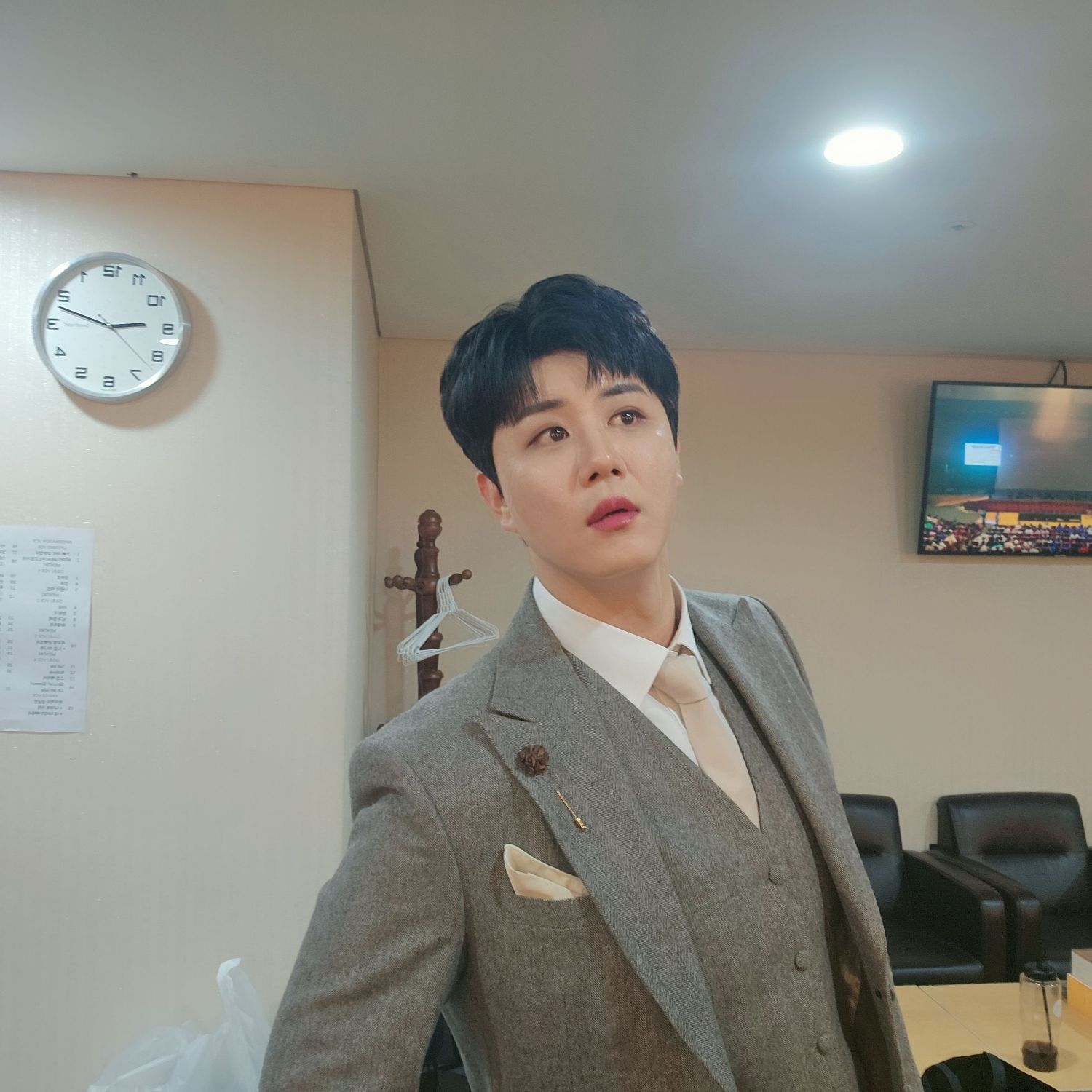 チン・ヘソンの最近の活動ショット