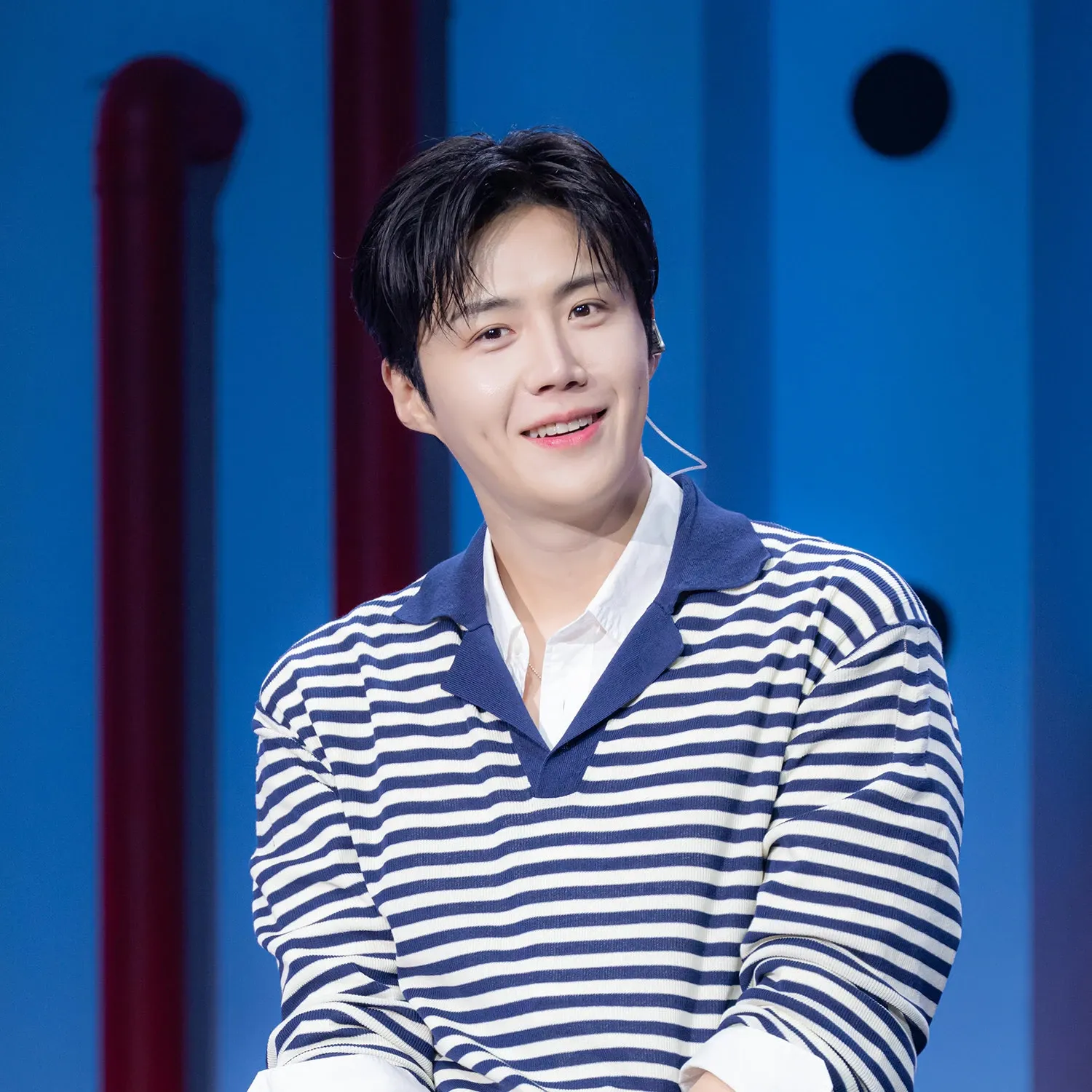 Behind-the-scenes cut of Kim Seonho