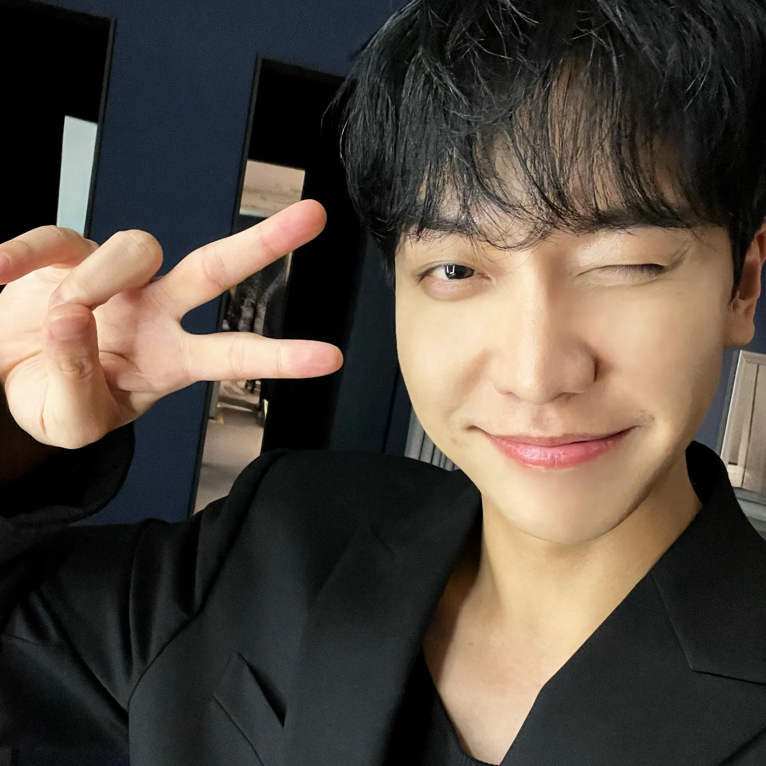 Cuplikan di balik layar dari Lee Seunggi