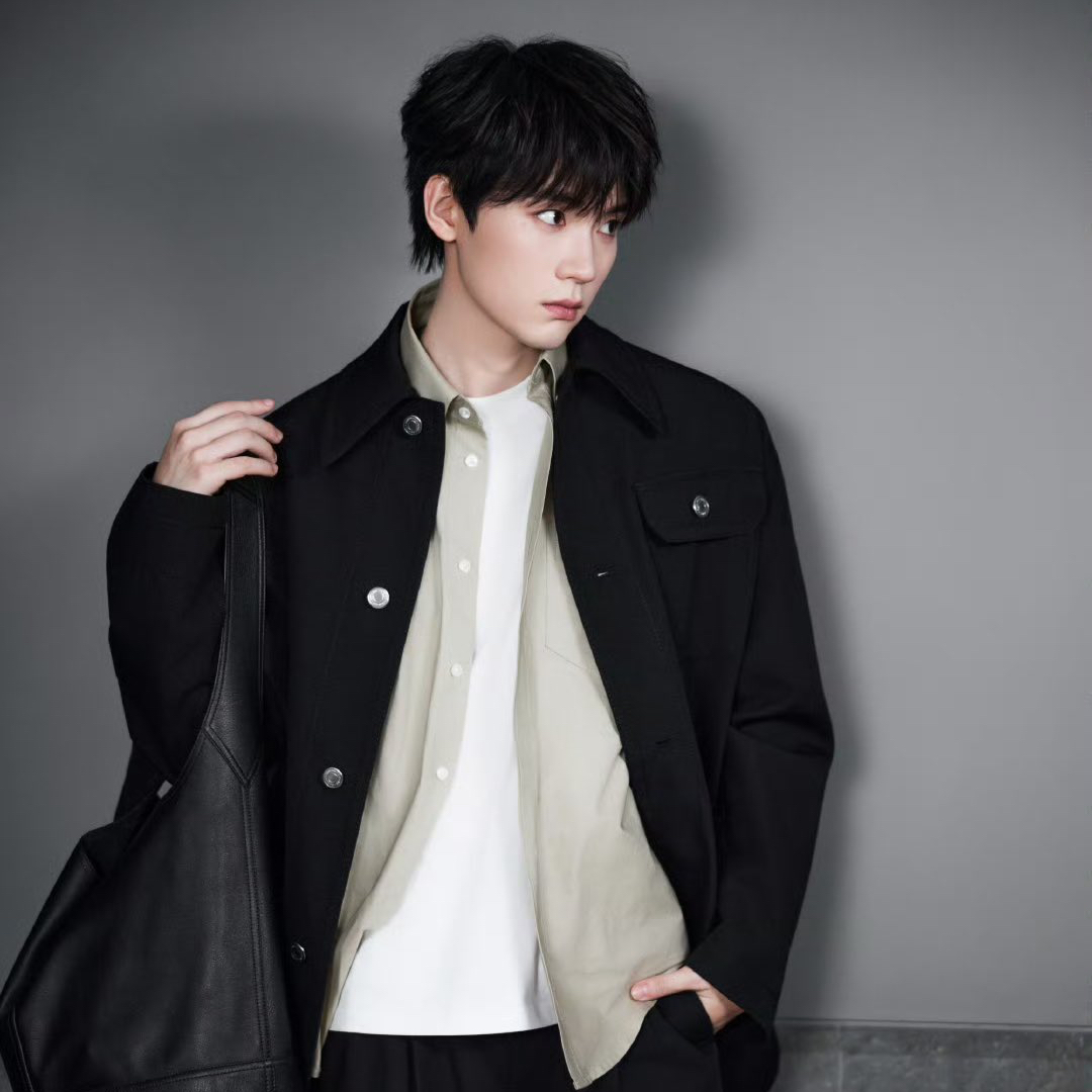 Recent activity shot of Zhou Yiran