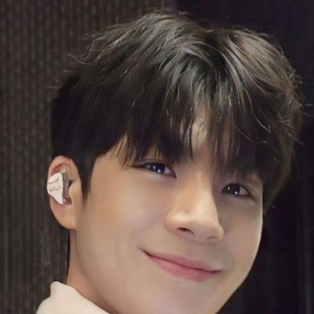 チョン・ドンウォンの最近の活動ショット