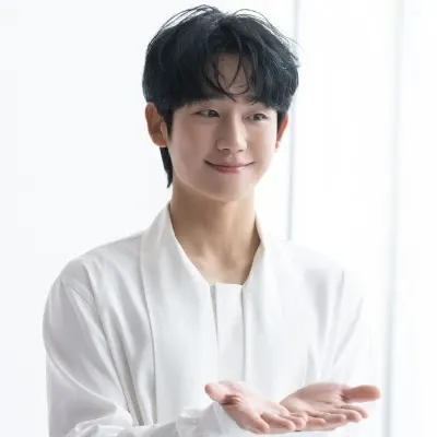 정해인 최근 활동샷