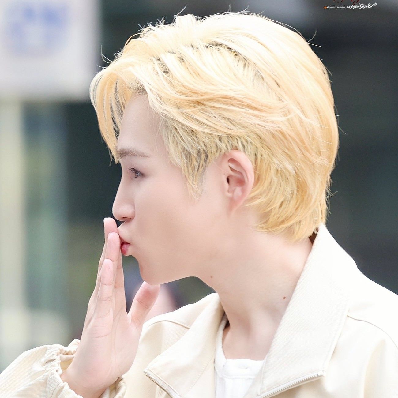 金熙栽的最新照片