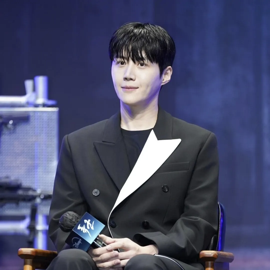 Foto kegiatan terbaru dari Kim Seonho