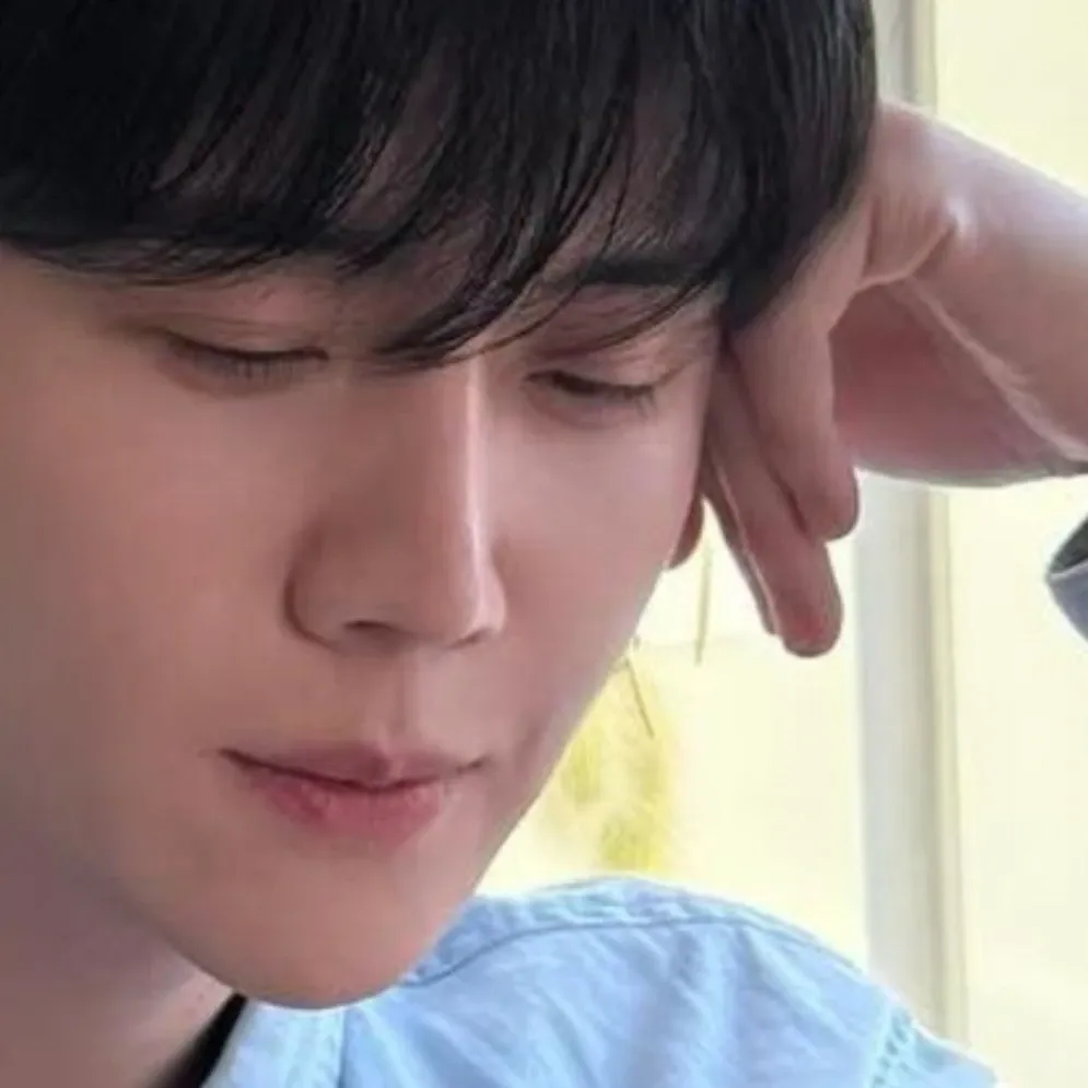 A moment captured by a fan of Kim Seonho