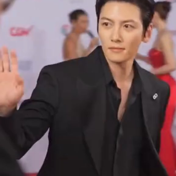 Latest photo of Ji Changwook