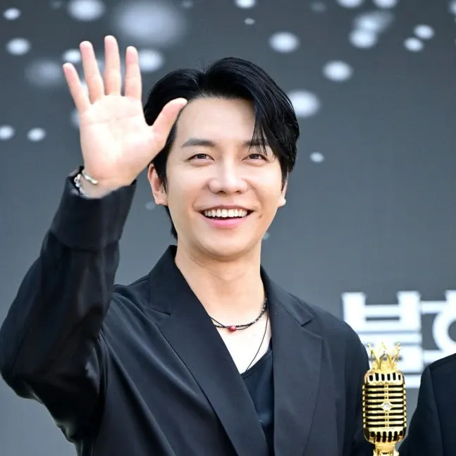 ファンが撮影したイ・スンギの瞬間