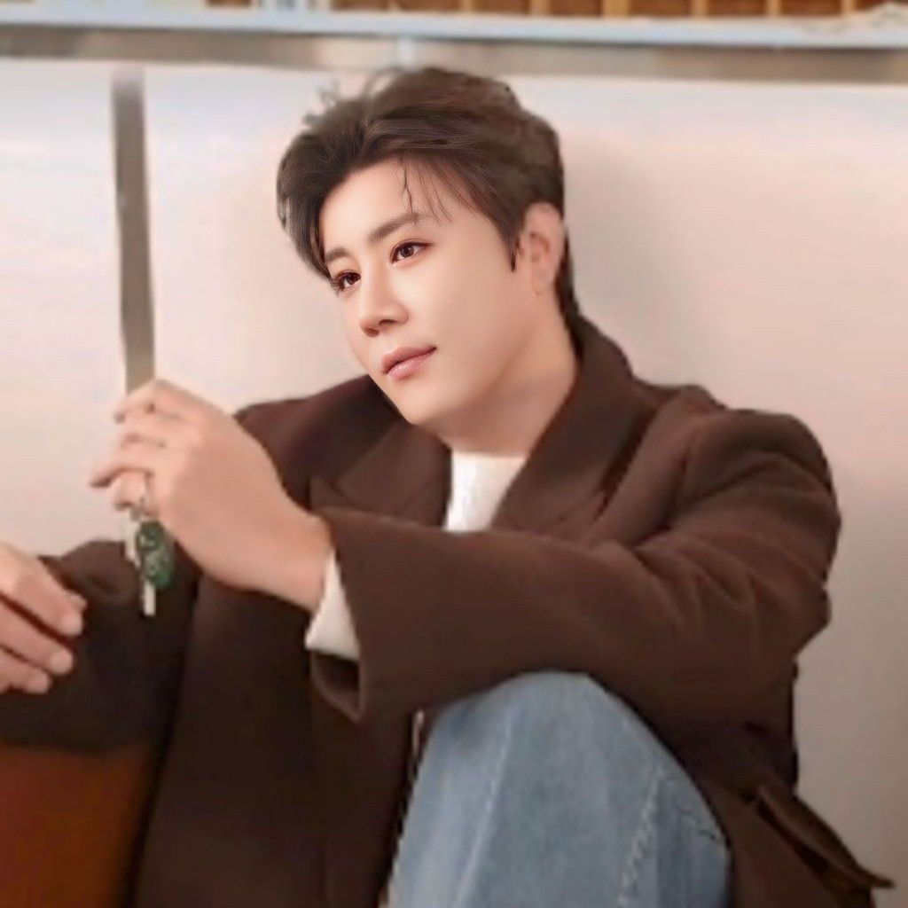 Latest photo of Jin Haesung