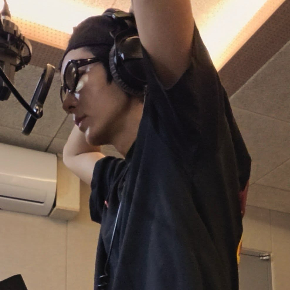 A moment captured by a fan of Lee Joongi